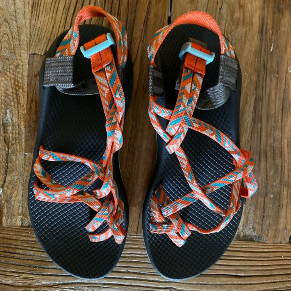 BRAND NEW Chacos